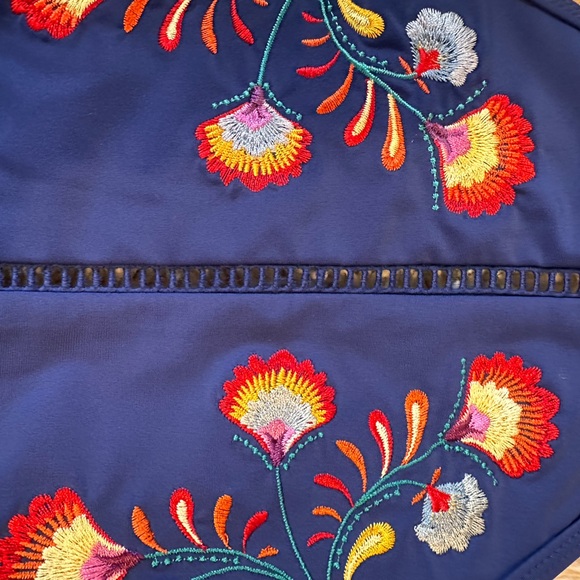 NWT Time and Tru Bikini top Size M - Picture 8 of 13